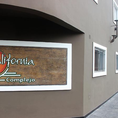 Complejo Kalifornia Appartement Pilar  Buitenkant foto