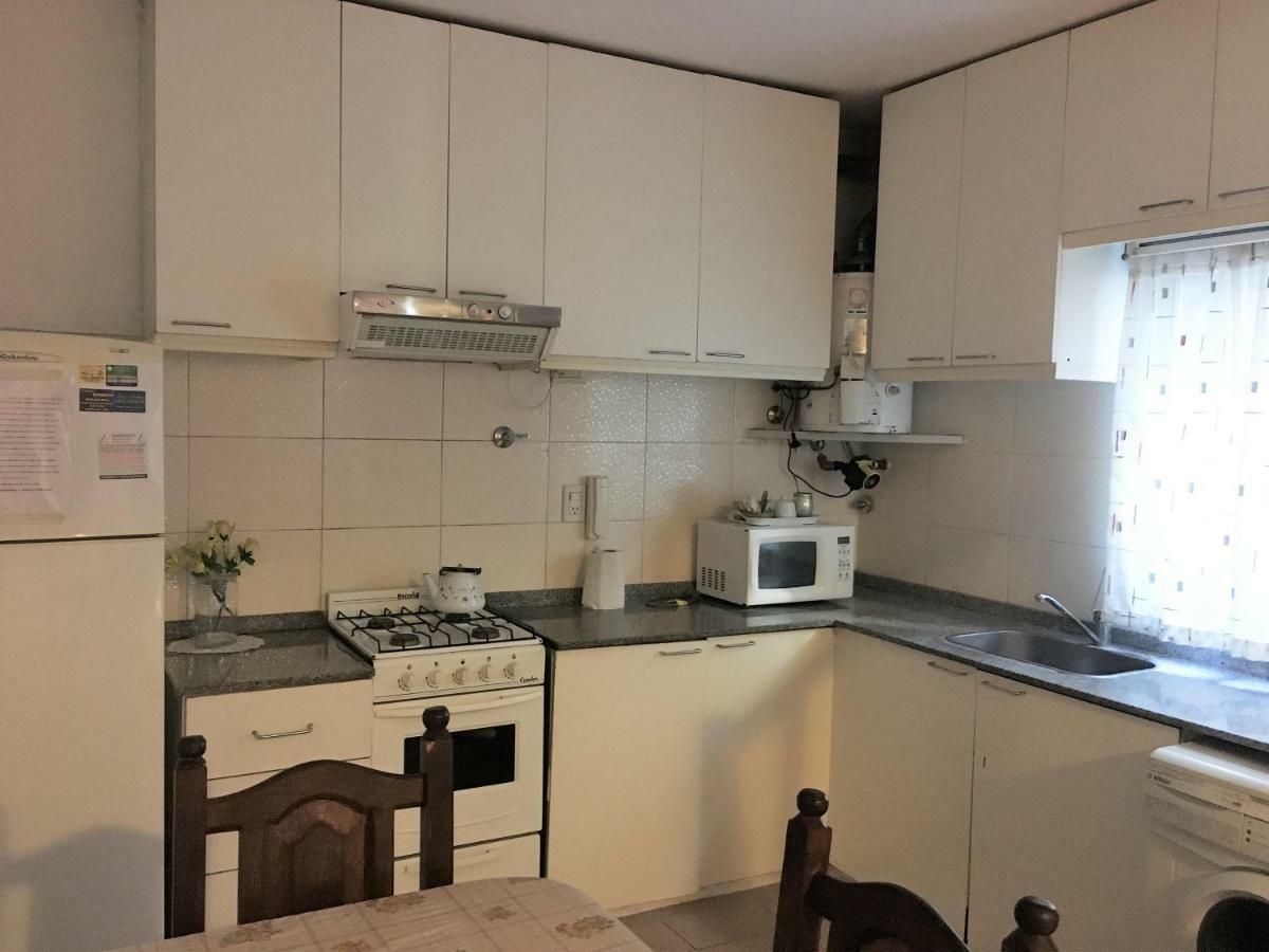 Complejo Kalifornia Appartement Pilar  Buitenkant foto